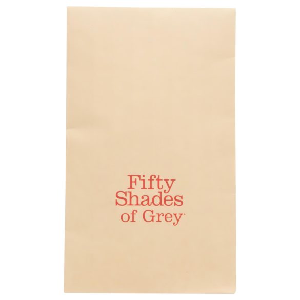 Hallid varjundid - kaelarihm ja rinnanibuklambrid (must-punane)