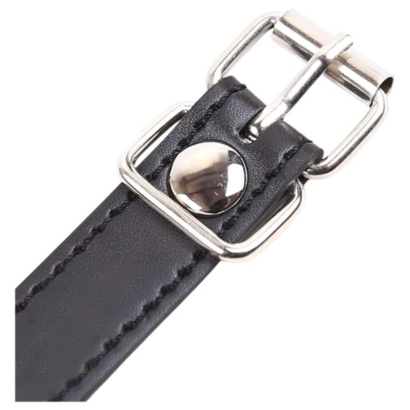 Latetobed - suuvormi silikoonist suupadi - must